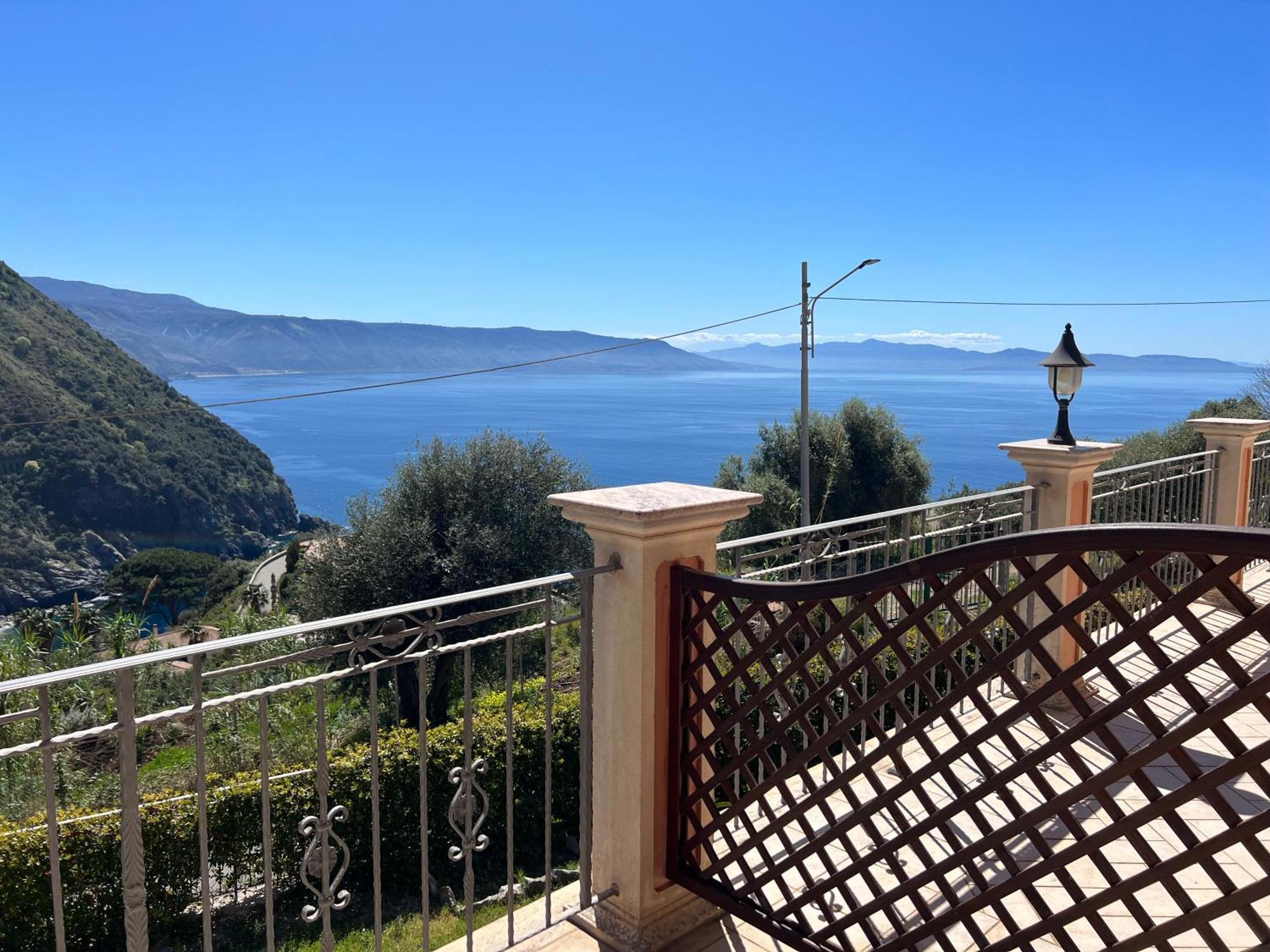 La Marinella Apartment Palmi Bagian luar foto