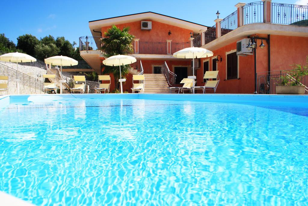La Marinella Apartment Palmi Bagian luar foto
