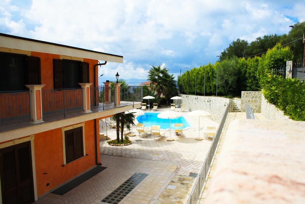 La Marinella Apartment Palmi Bagian luar foto