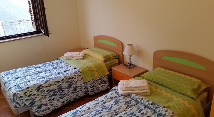 La Marinella Apartment Palmi Ruang foto