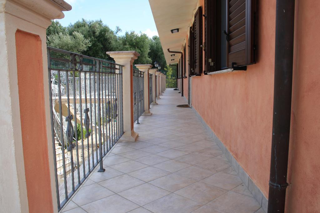 La Marinella Apartment Palmi Bagian luar foto