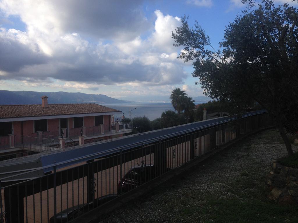 La Marinella Apartment Palmi Bagian luar foto