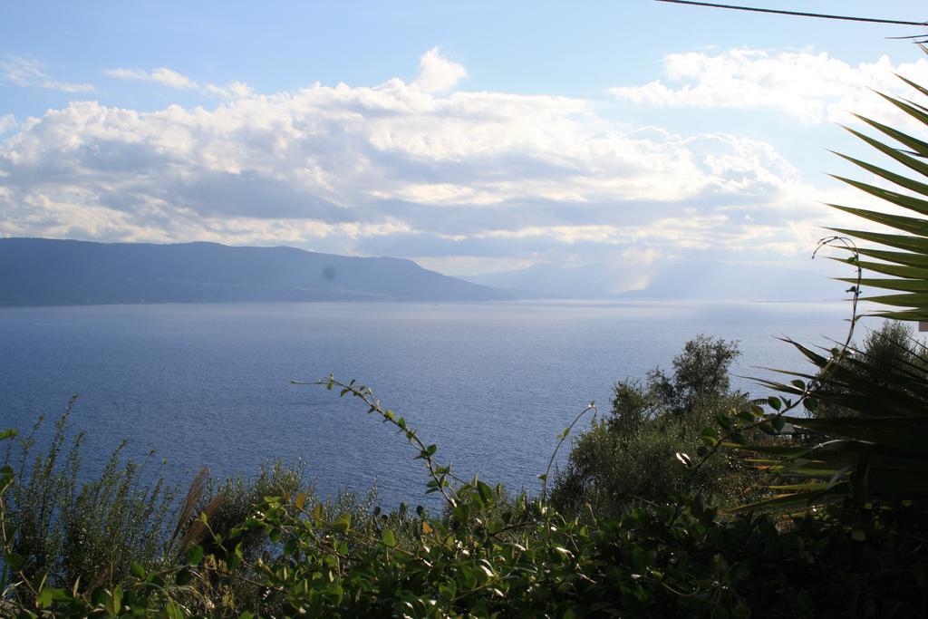 La Marinella Apartment Palmi Bagian luar foto